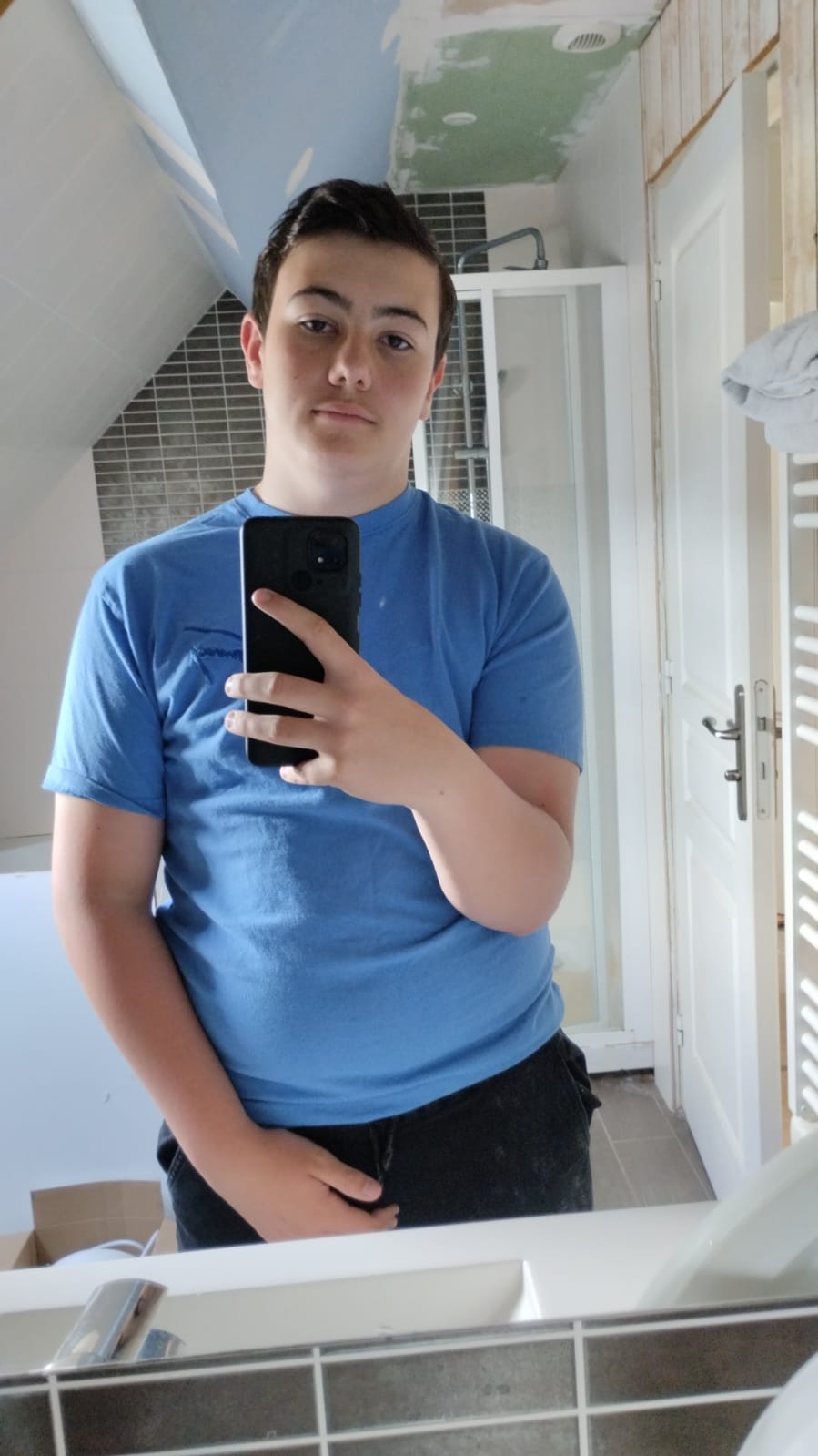 Profil de Mayas, 24 ans, Escort Gay Suisse à Agarone
