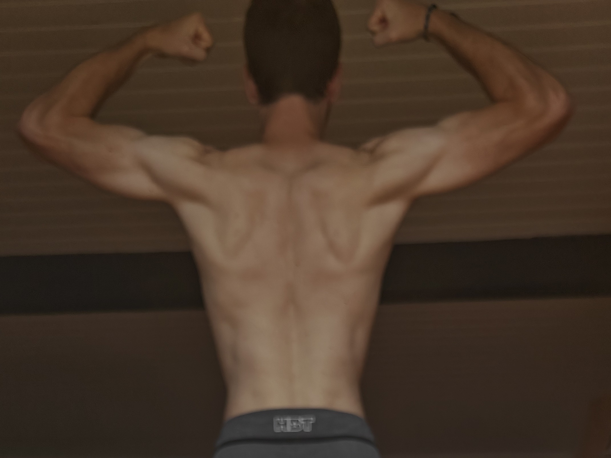 Profil de Wessim, 24 ans, Escort Gay Suisse à Vairano