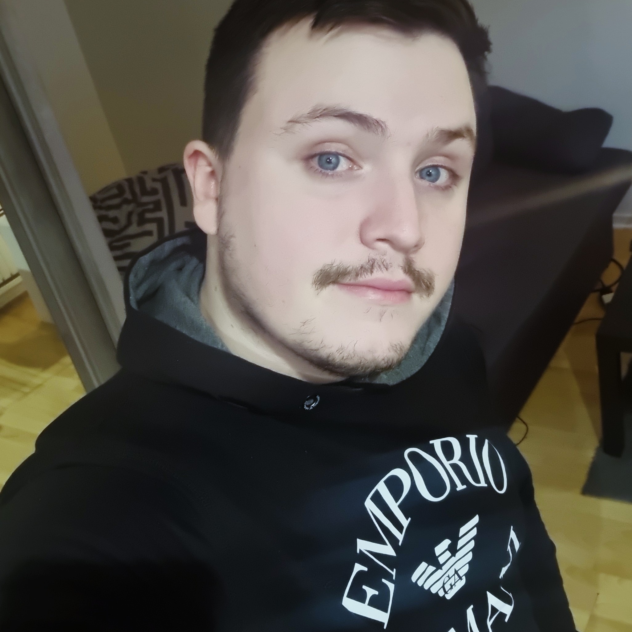 Profil de Davor, 28 ans, Escort Gay Suisse à Intragna