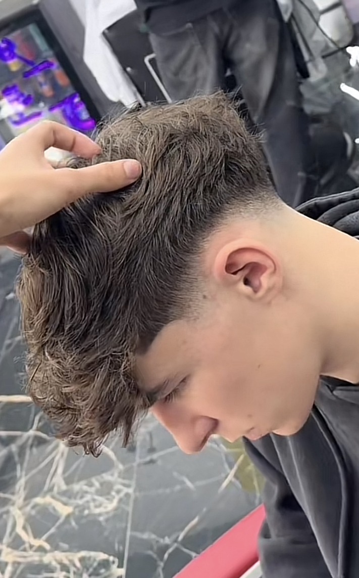 Profil de Domingos, 20 ans, Escort Gay Suisse à Bachenbülach
