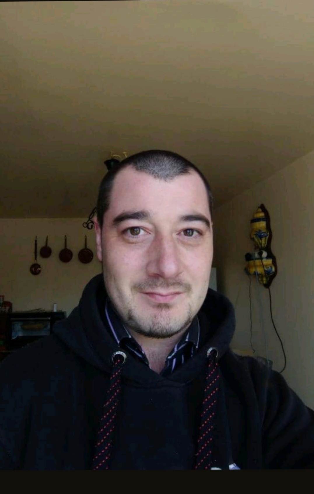 Profil de Gregory, 36 ans, Escort Gay Suisse à Caux