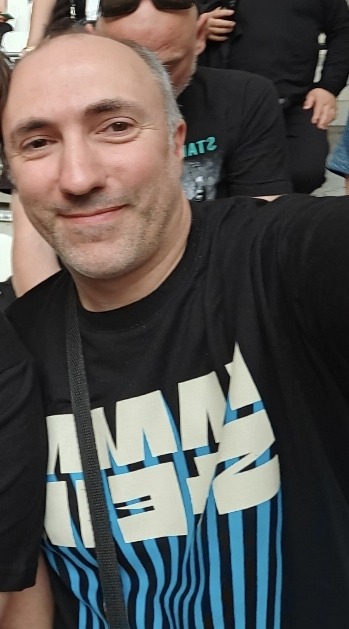 Profil de Ferrier, 45 ans, Escort Gay Suisse à Le Solliat