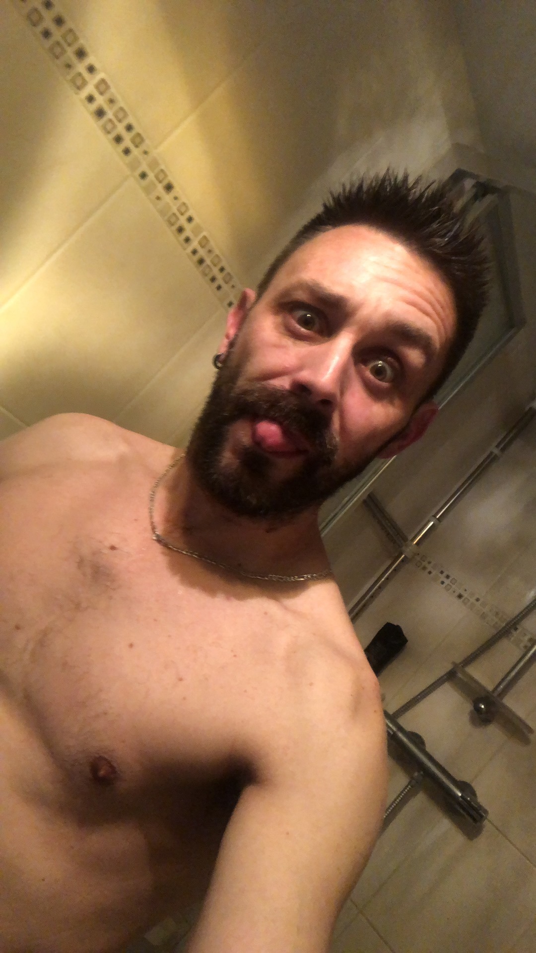Profil de Loucka, 41 ans, Escort Gay Suisse à Breil/Brigels