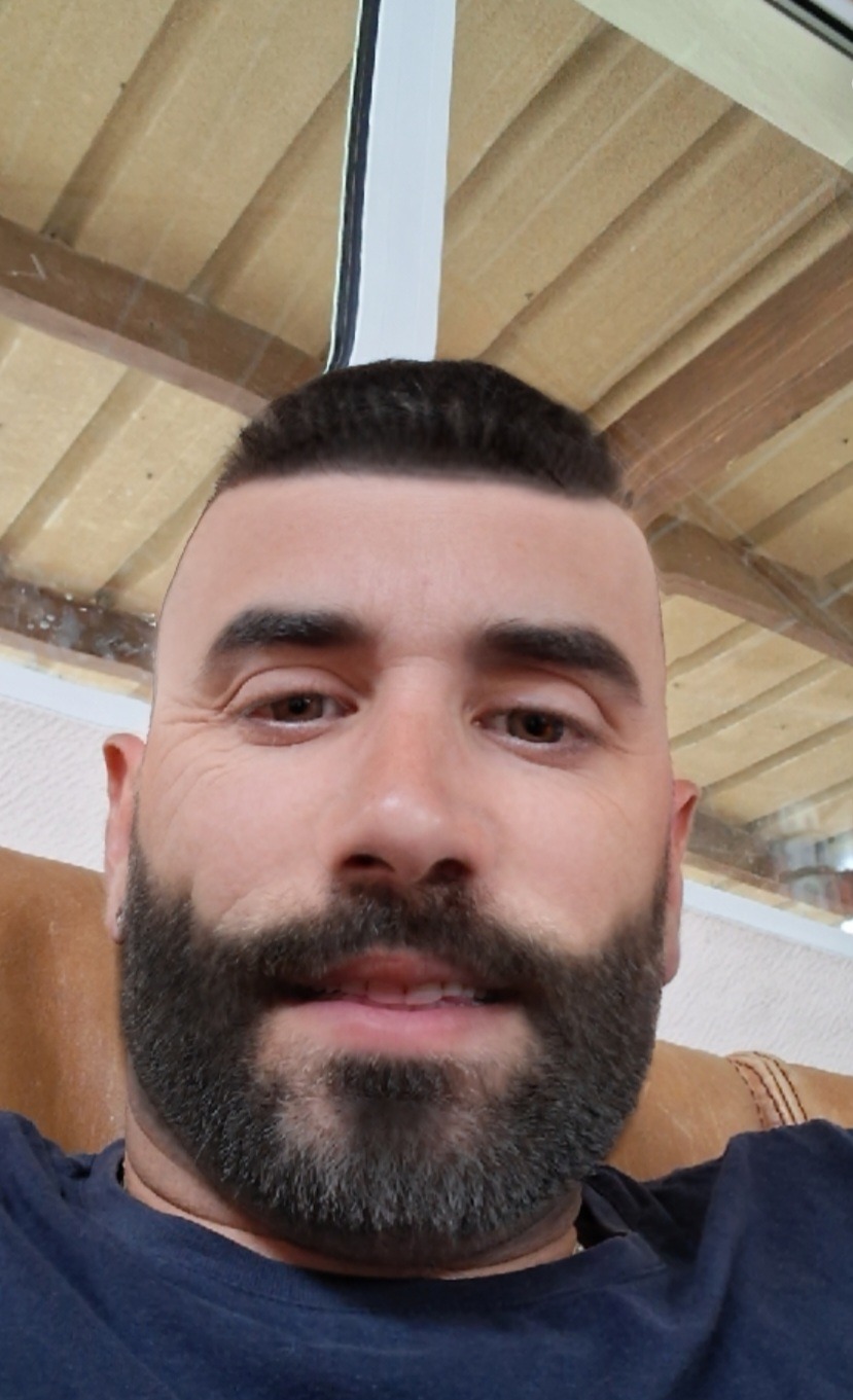 Profil de Myron, 36 ans, Escort Gay Suisse à Studen BE