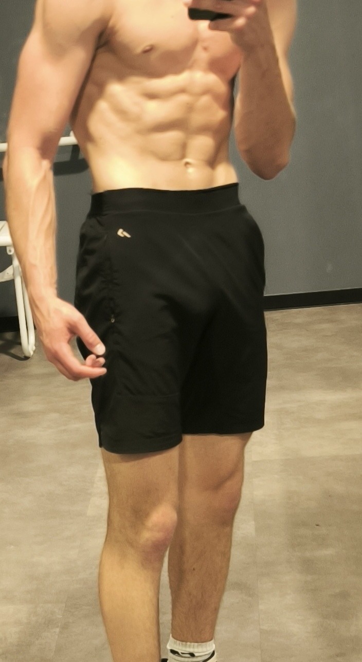 Profil de Devris, 22 ans, Escort Gay Suisse à Suscévaz