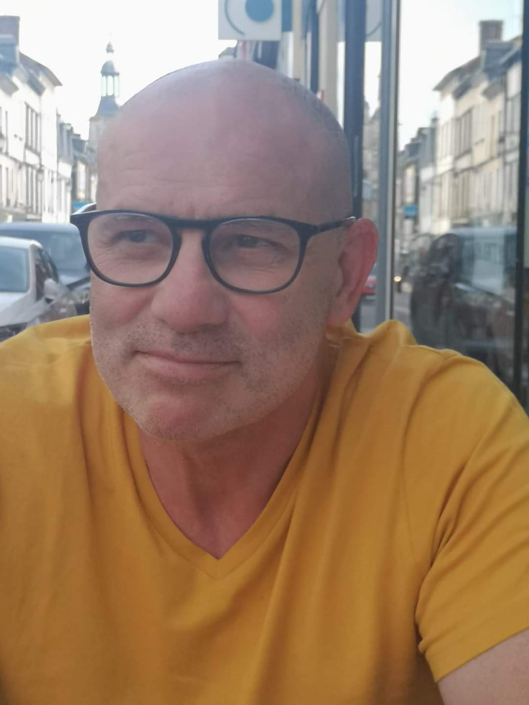 Profil de Dara, 55 ans, Escort Gay Suisse à Isone