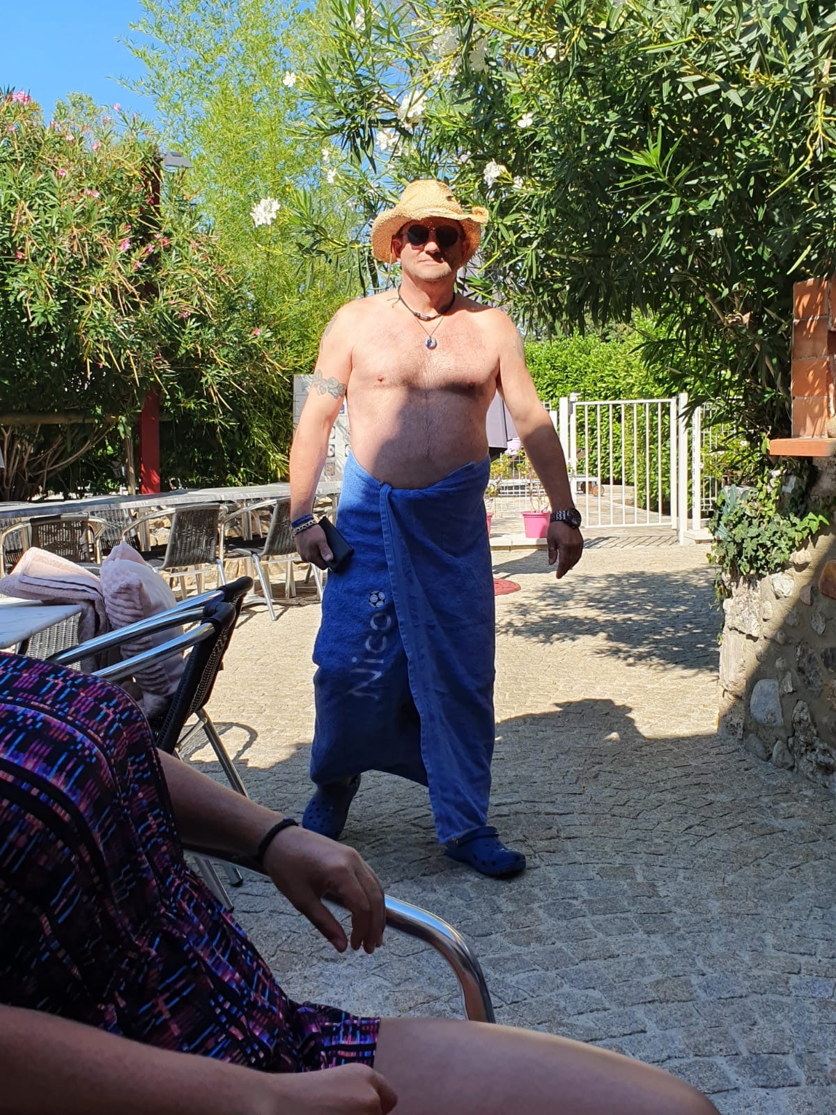 Profil de Othman, 46 ans, Escort Gay Suisse à Mitlödi