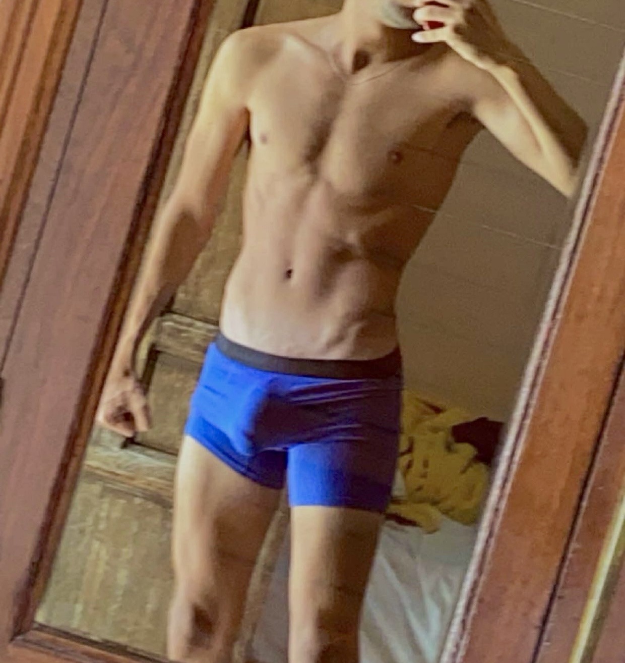 Profil de Siliman, 26 ans, Escort Gay Suisse à Embd