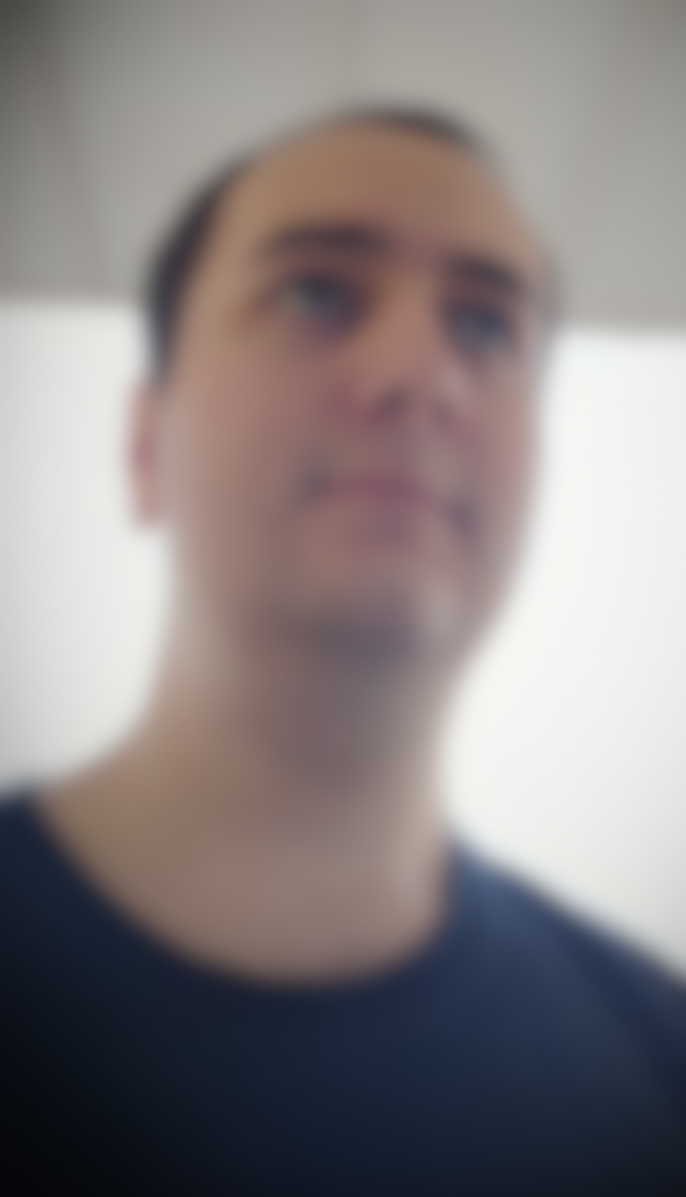 Profil de Nasser, 28 ans, Escort Gay Suisse à Vattiz