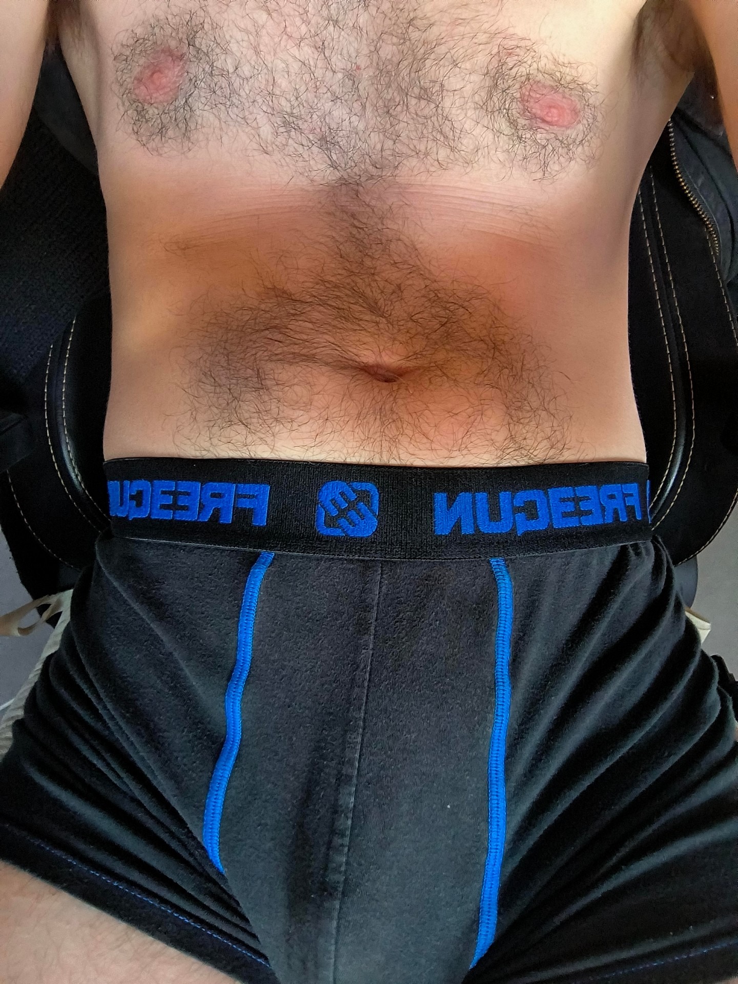 Profil de Wolfgang, 40 ans, Escort Gay Suisse à Bruson
