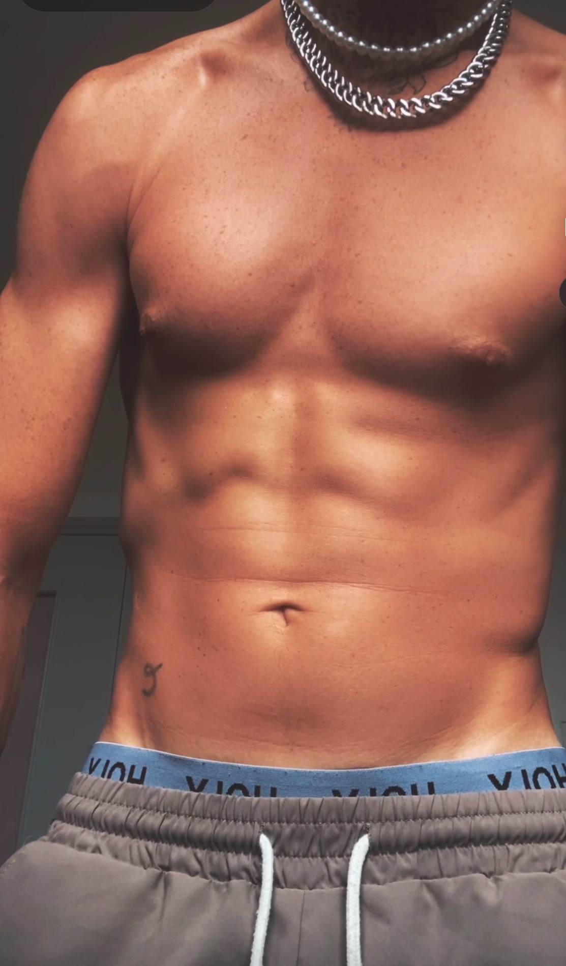 Profil de Diogo, 32 ans, Escort Gay Suisse à Trimbach