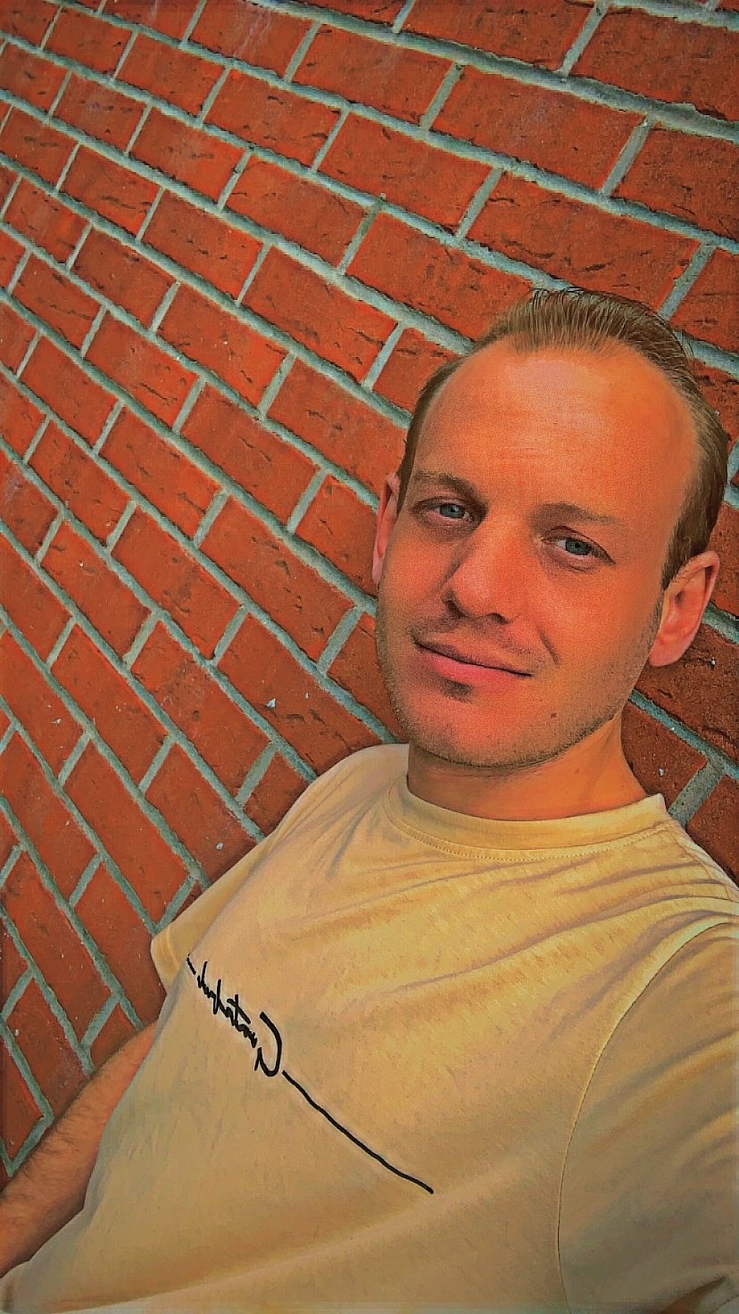 Profil de Eban, 29 ans, Escort Gay Suisse à Murzelen