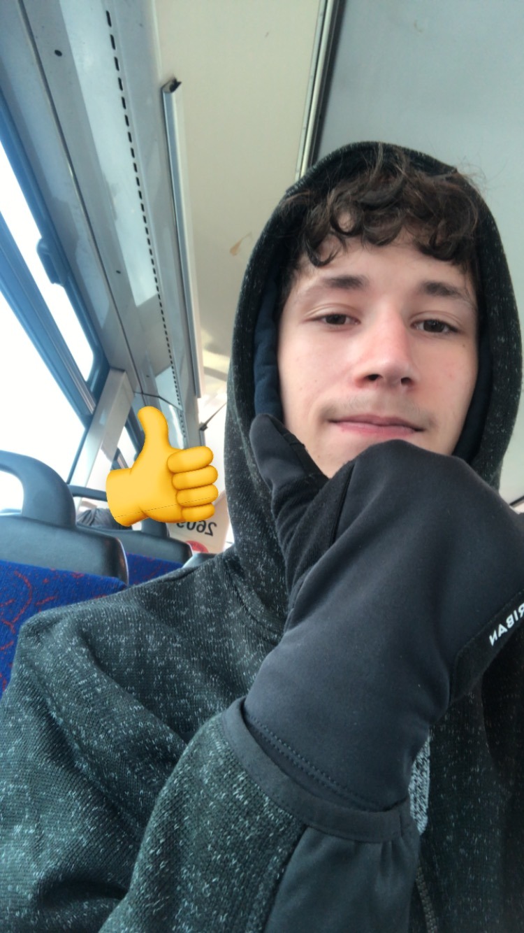Profil de Foucault, 19 ans, Escort Gay Suisse à Savièse