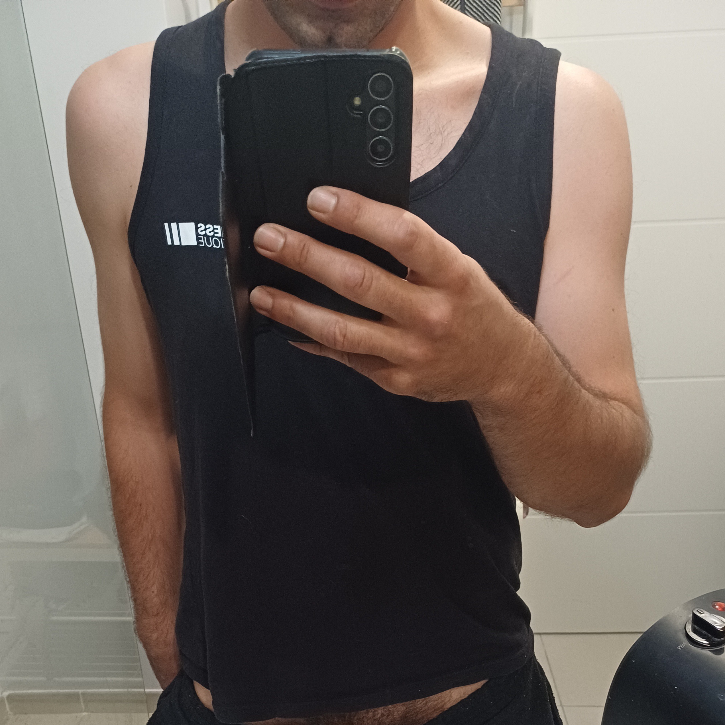 Profil de Sylvestre, 36 ans, Escort Gay Suisse à Gadenstätt