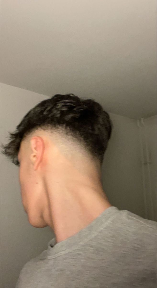 Profil de Mafoud, 22 ans, Escort Gay Suisse à Baar