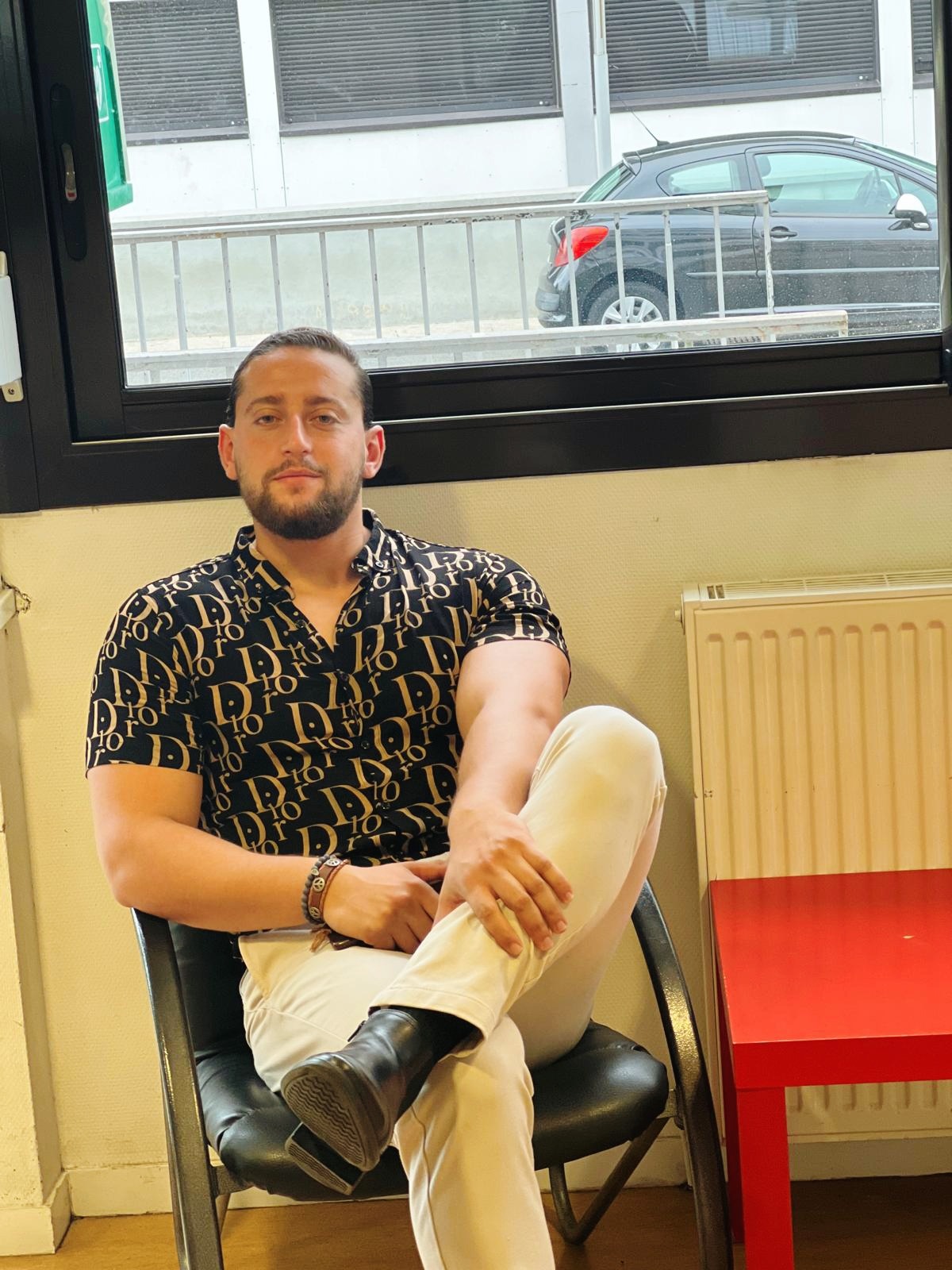 Profil de Ode, 26 ans, Escort Gay Suisse à Davos Monstein