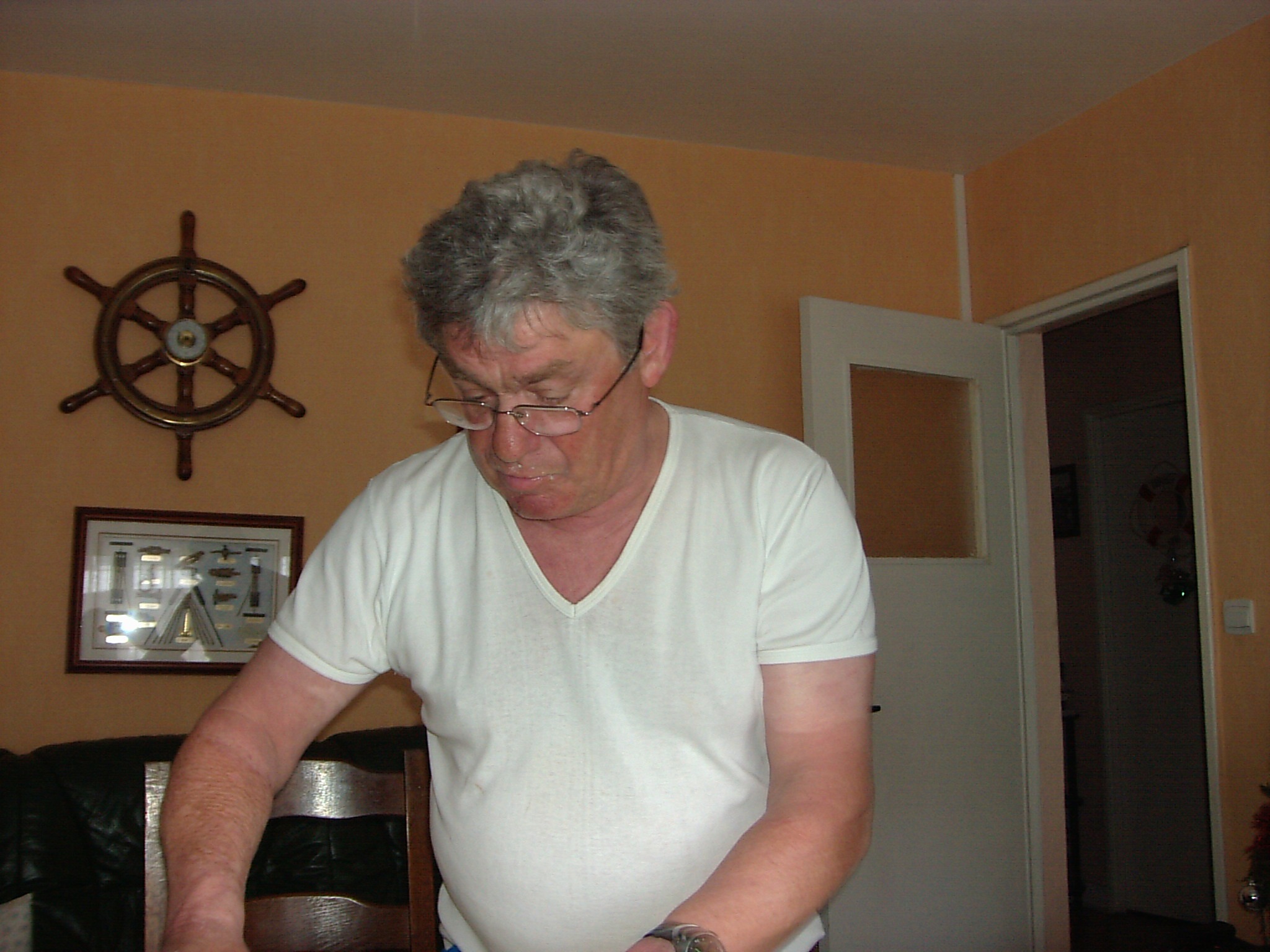 Profil de Essam, 55 ans, Escort Gay Suisse à Wolhusen