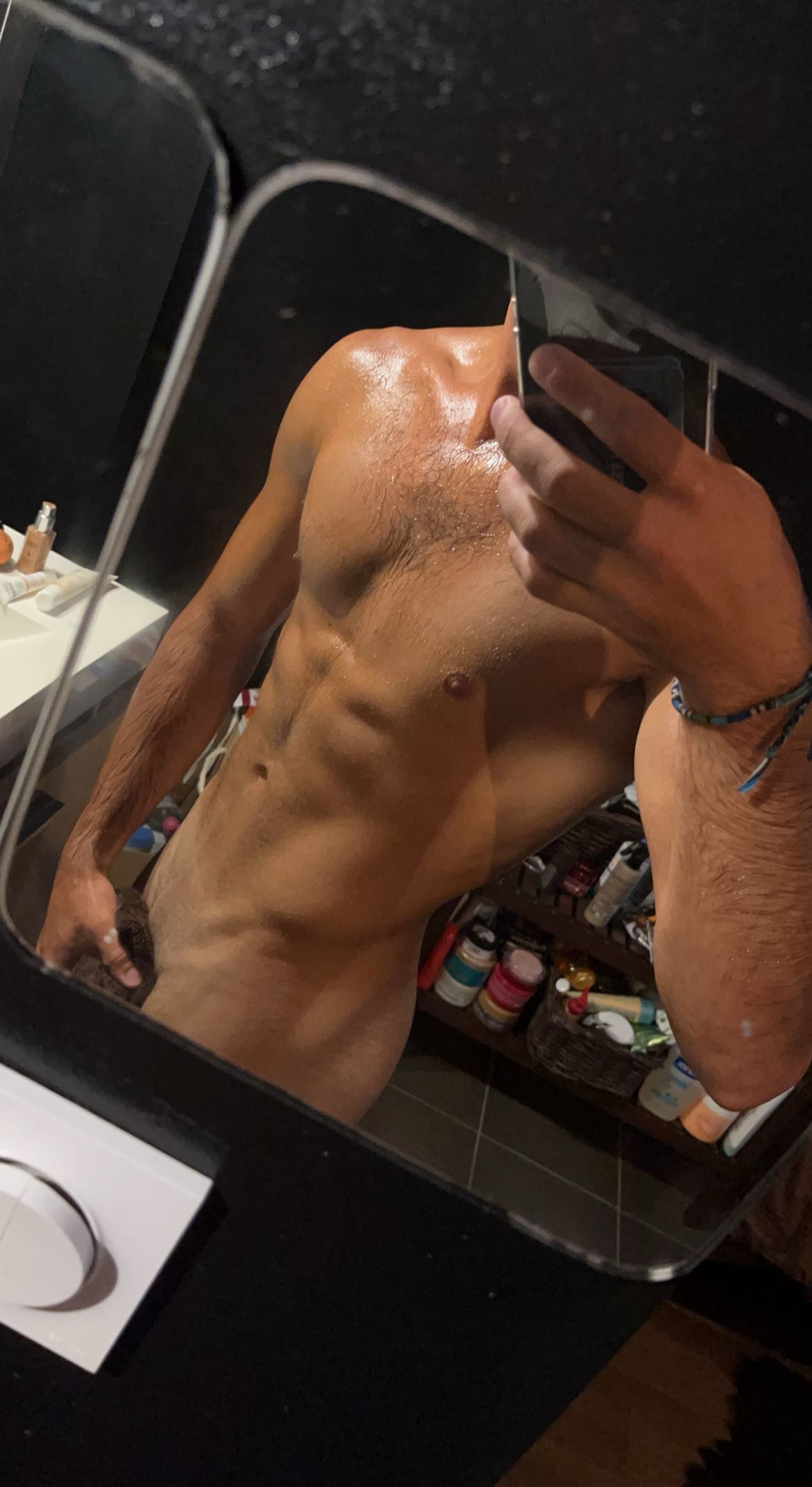 Profil de Selva, 23 ans, Escort Gay Suisse à Les Evouettes