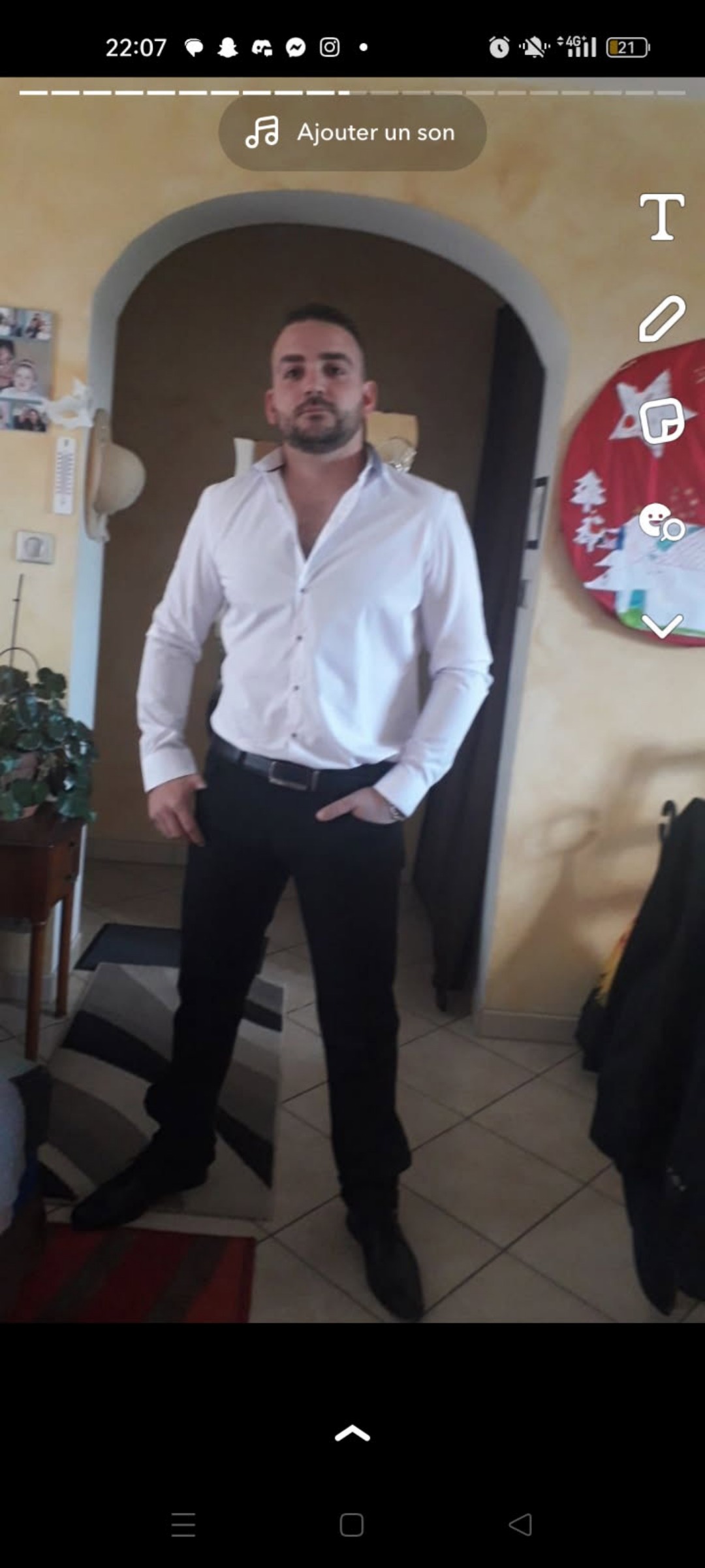 Profil de Tonyo, 32 ans, Escort Gay Suisse à Riniken