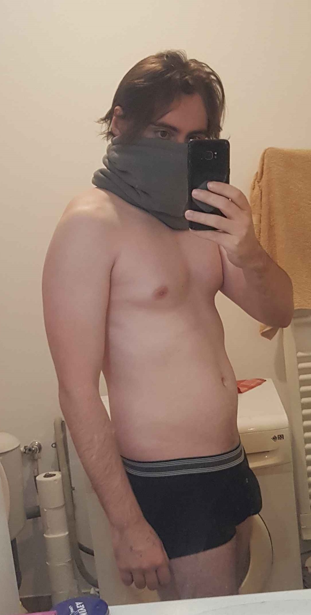 Profil de Enzio, 25 ans, Escort Gay Suisse à Grafenried