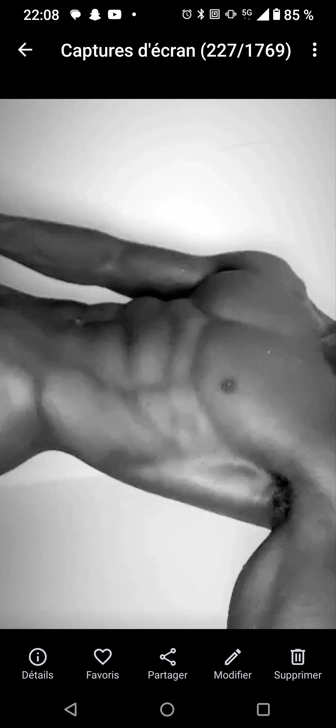 Profil de Asif, 22 ans, Escort Gay Suisse à Winden