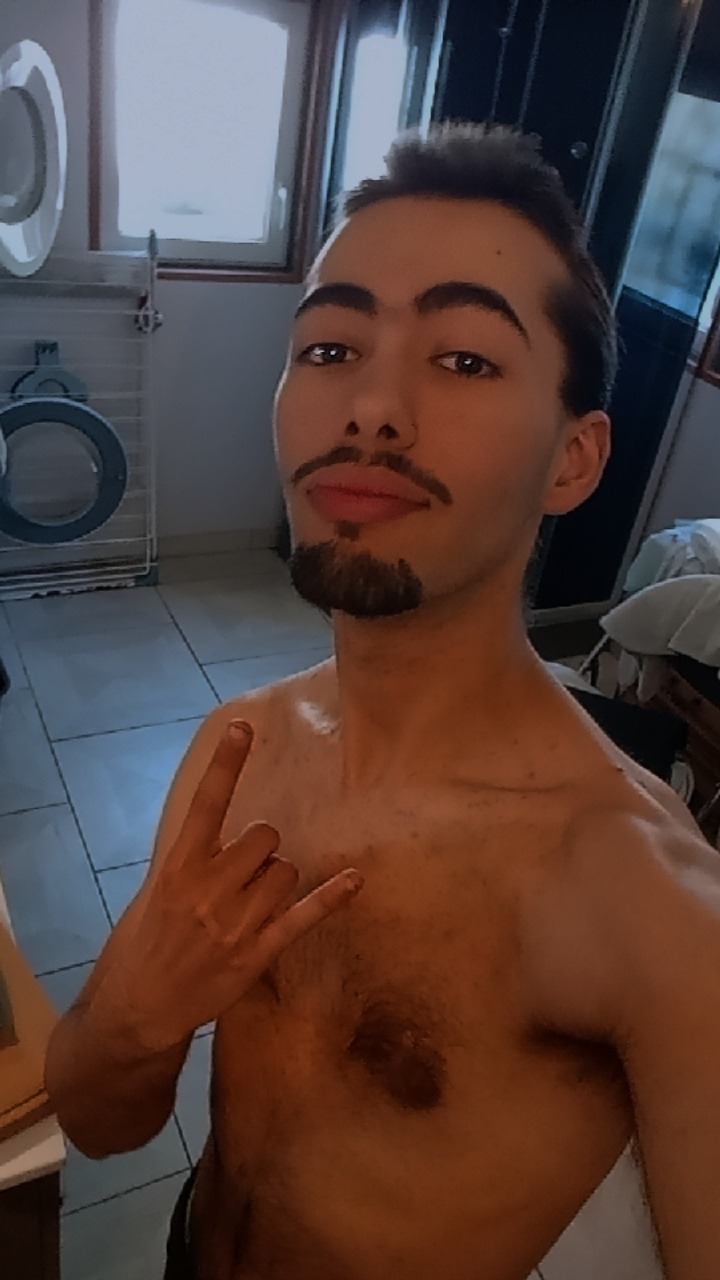 Profil de Lancine, 22 ans, Escort Gay Suisse à Treyfayes