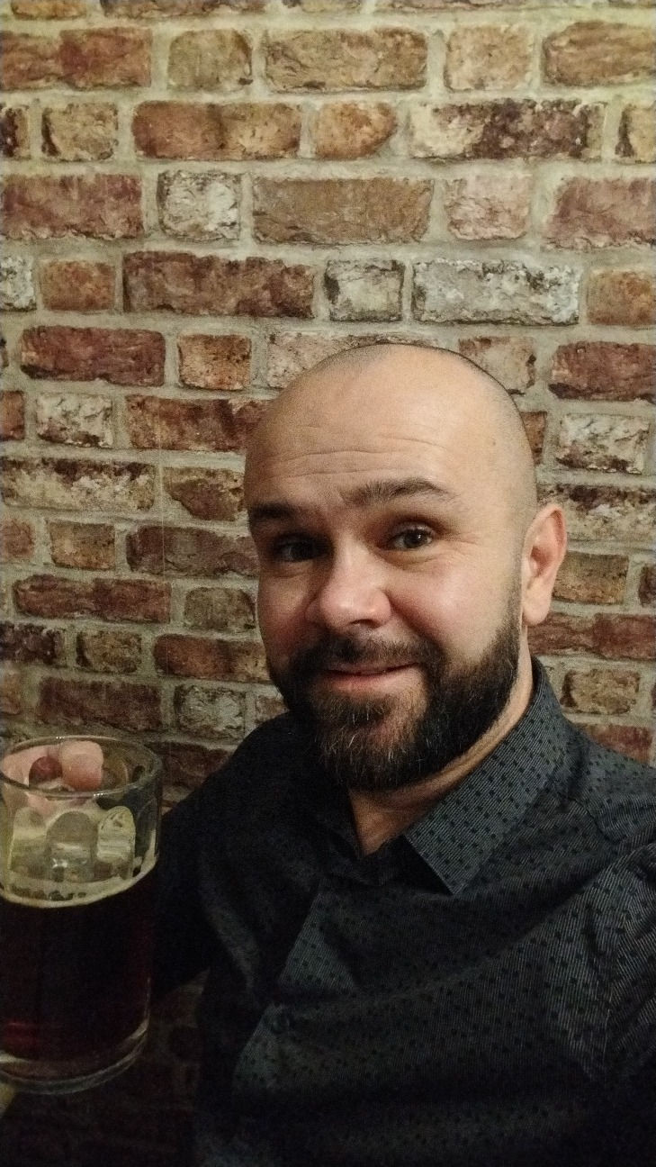 Profil de Archimede, 38 ans, Escort Gay Suisse à Champoussin