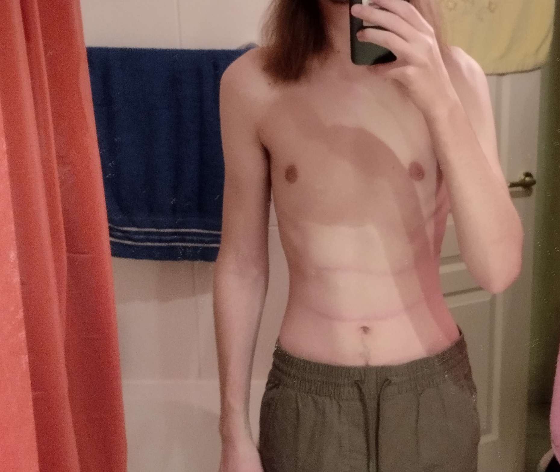 Profil de Foucauld, 20 ans, Escort Gay Suisse à Chigny