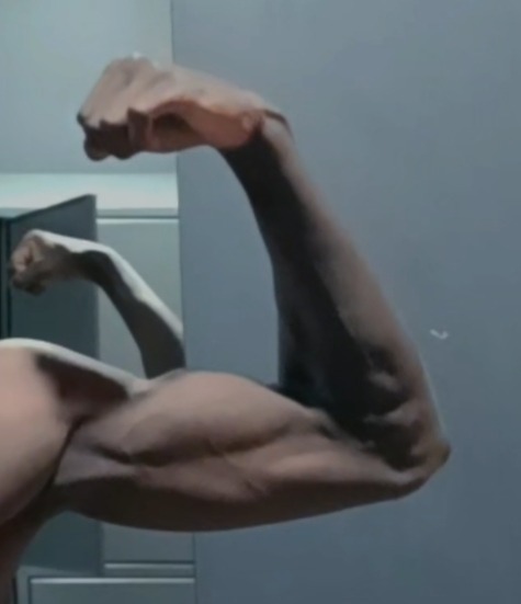 Profil de Omur, 21 ans, Escort Gay Suisse à Peist