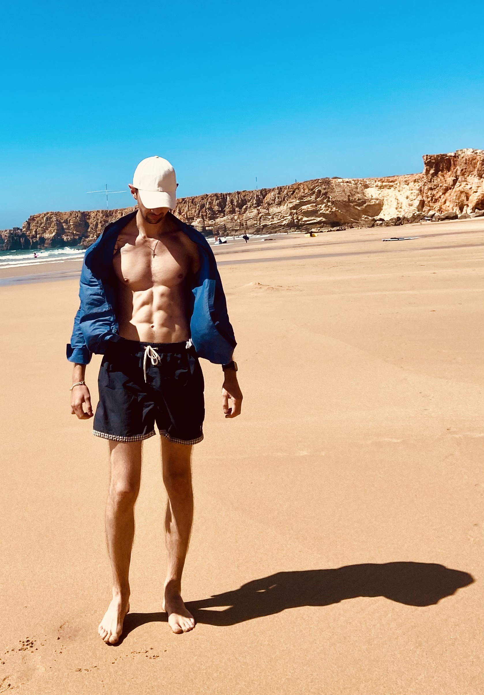 Profil de Younesse, 35 ans, Escort Gay Suisse à Les Clées