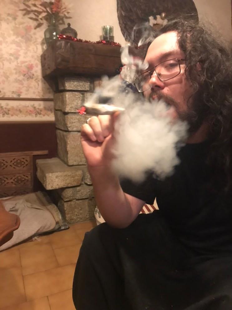 Profil de Lucky, 19 ans, Escort Gay Suisse à Crassier