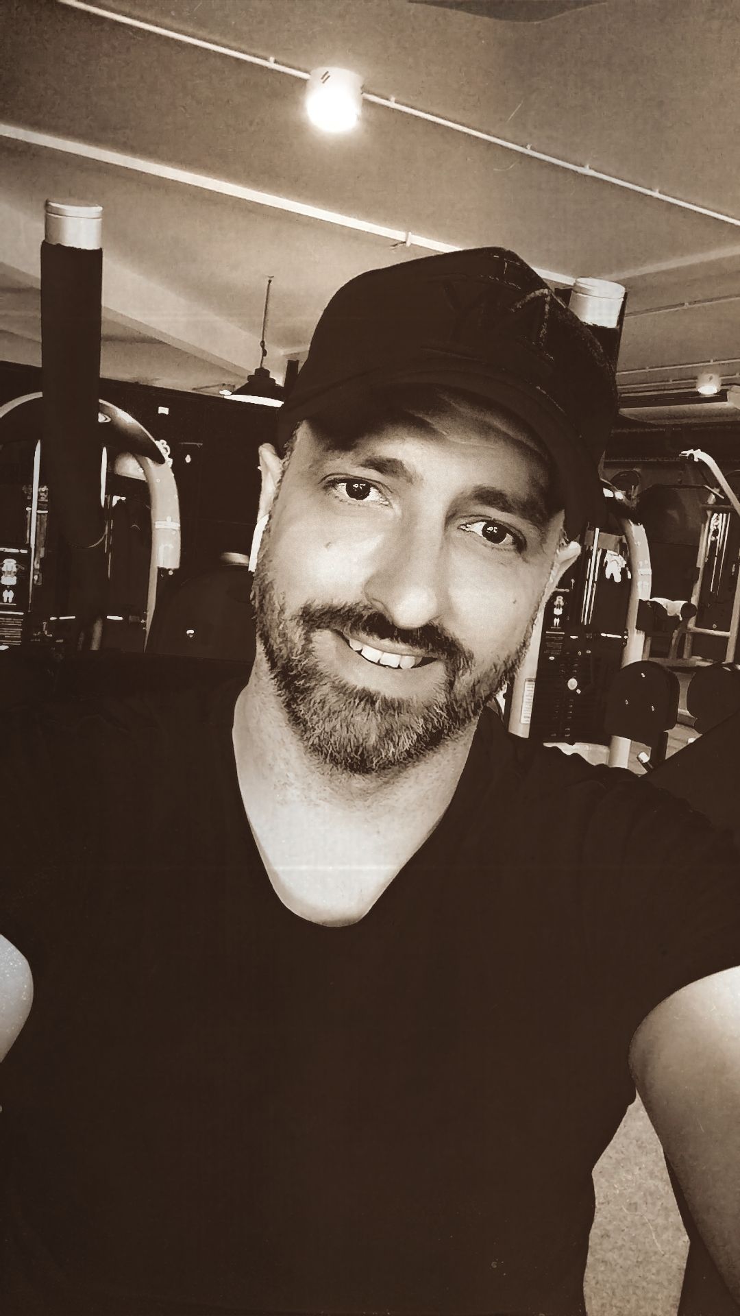Profil de Ricard, 39 ans, Escort Gay Suisse à Nohl