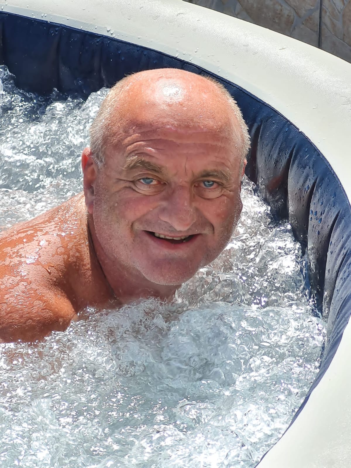 Profil de Amdy, 55 ans, Escort Gay Suisse à Bösingen