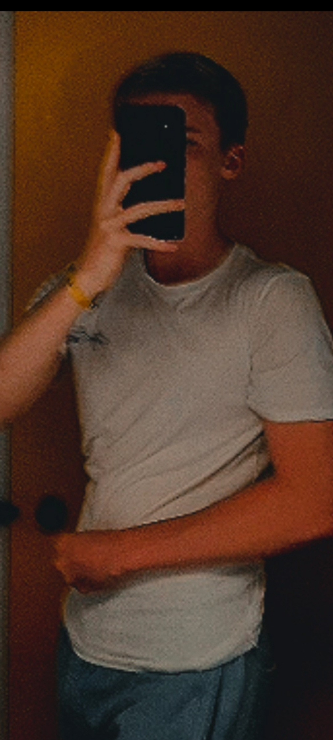 Profil de Martin, 19 ans, Escort Gay Suisse à Moiry VD