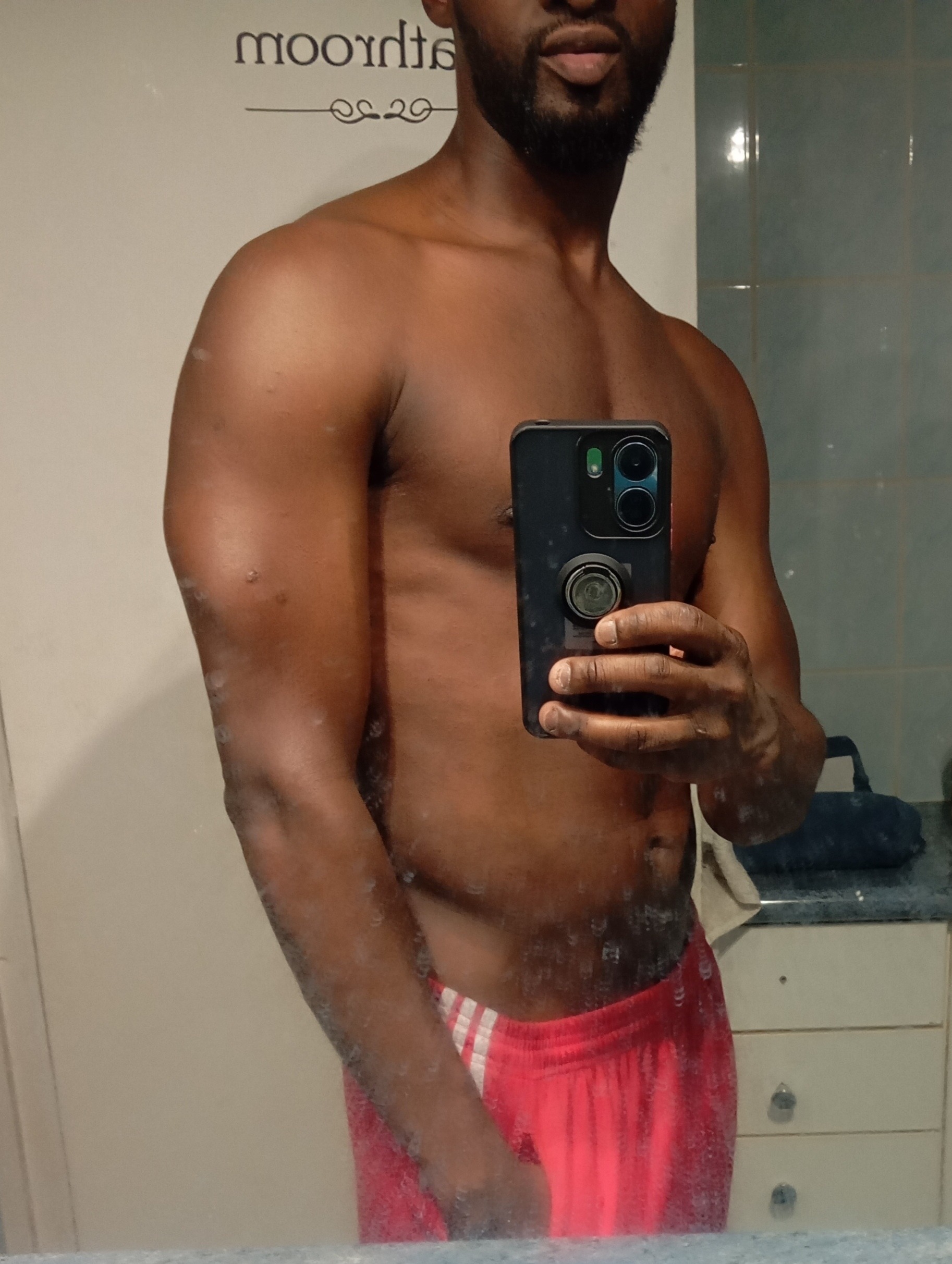 Profil de Beniamino, 29 ans, Escort Gay Suisse à Simplon Dorf