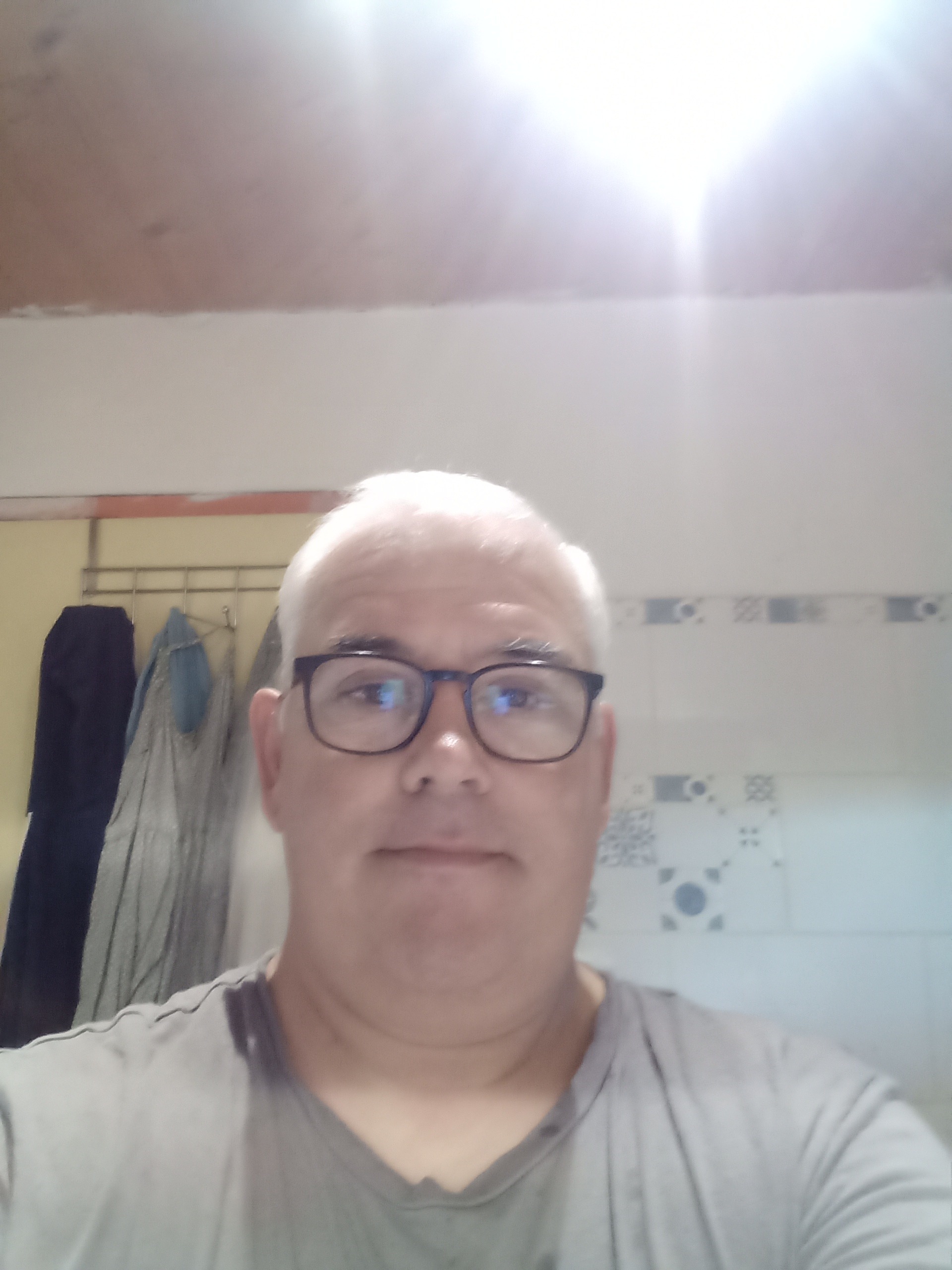 Profil de Amyr, 52 ans, Escort Gay Suisse à Ghirone