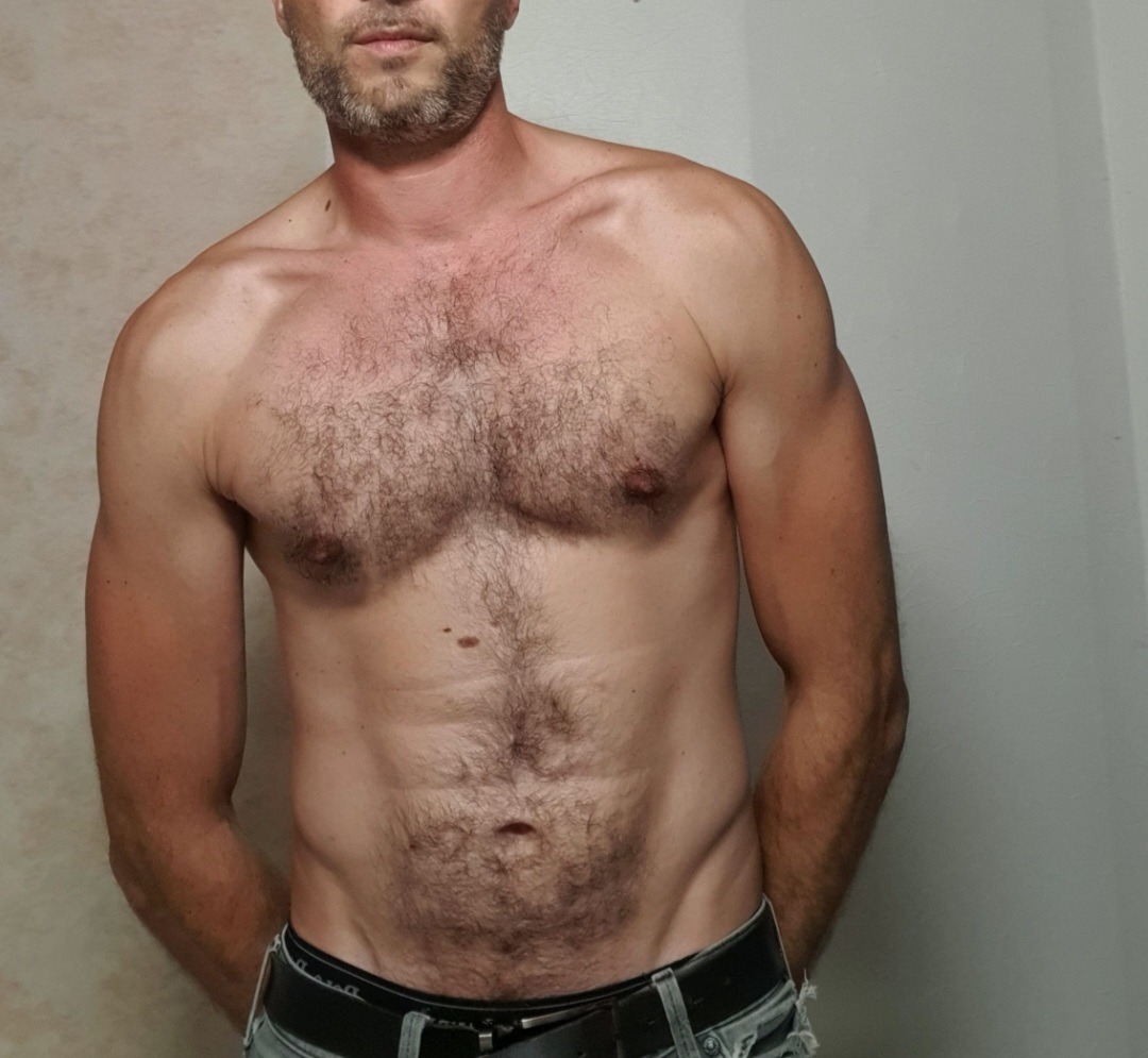 Profil de Lassad, 39 ans, Escort Gay Suisse à Ziefen