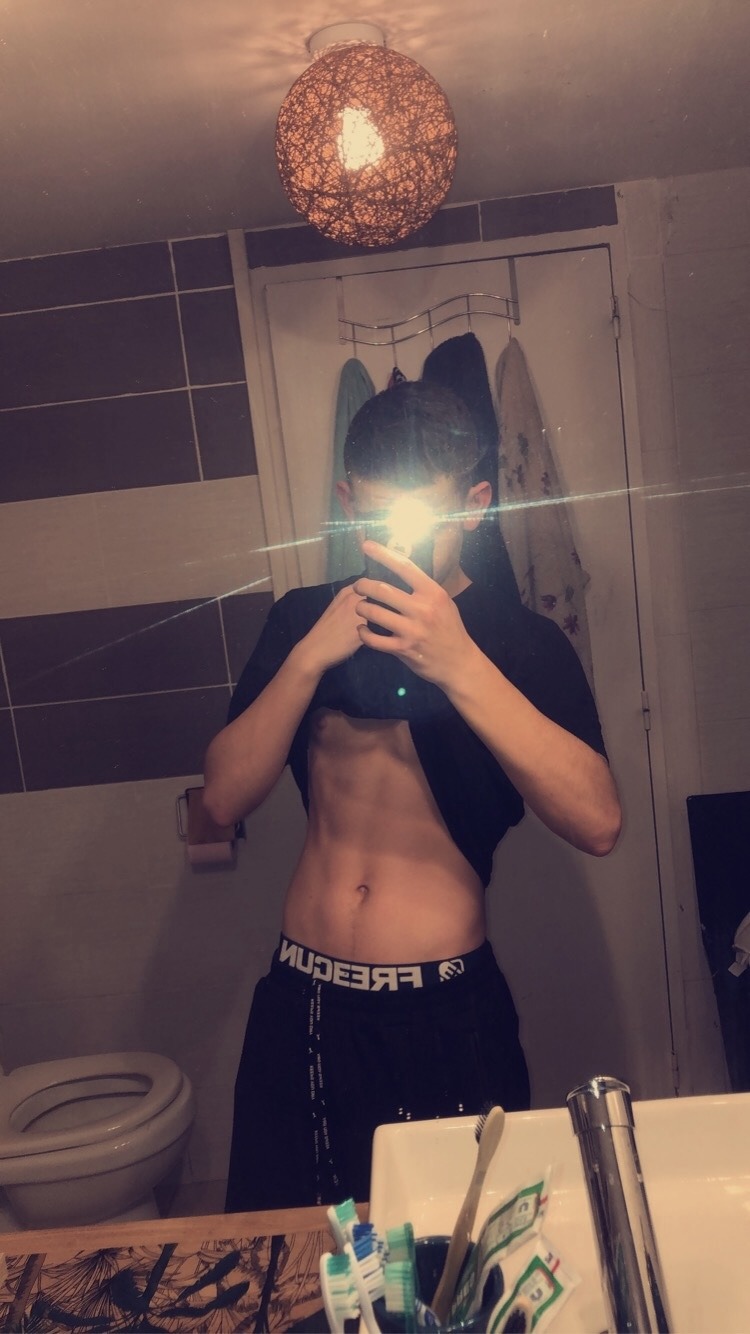 Profil de Thaïs, 20 ans, Escort Gay Suisse à Altishofen
