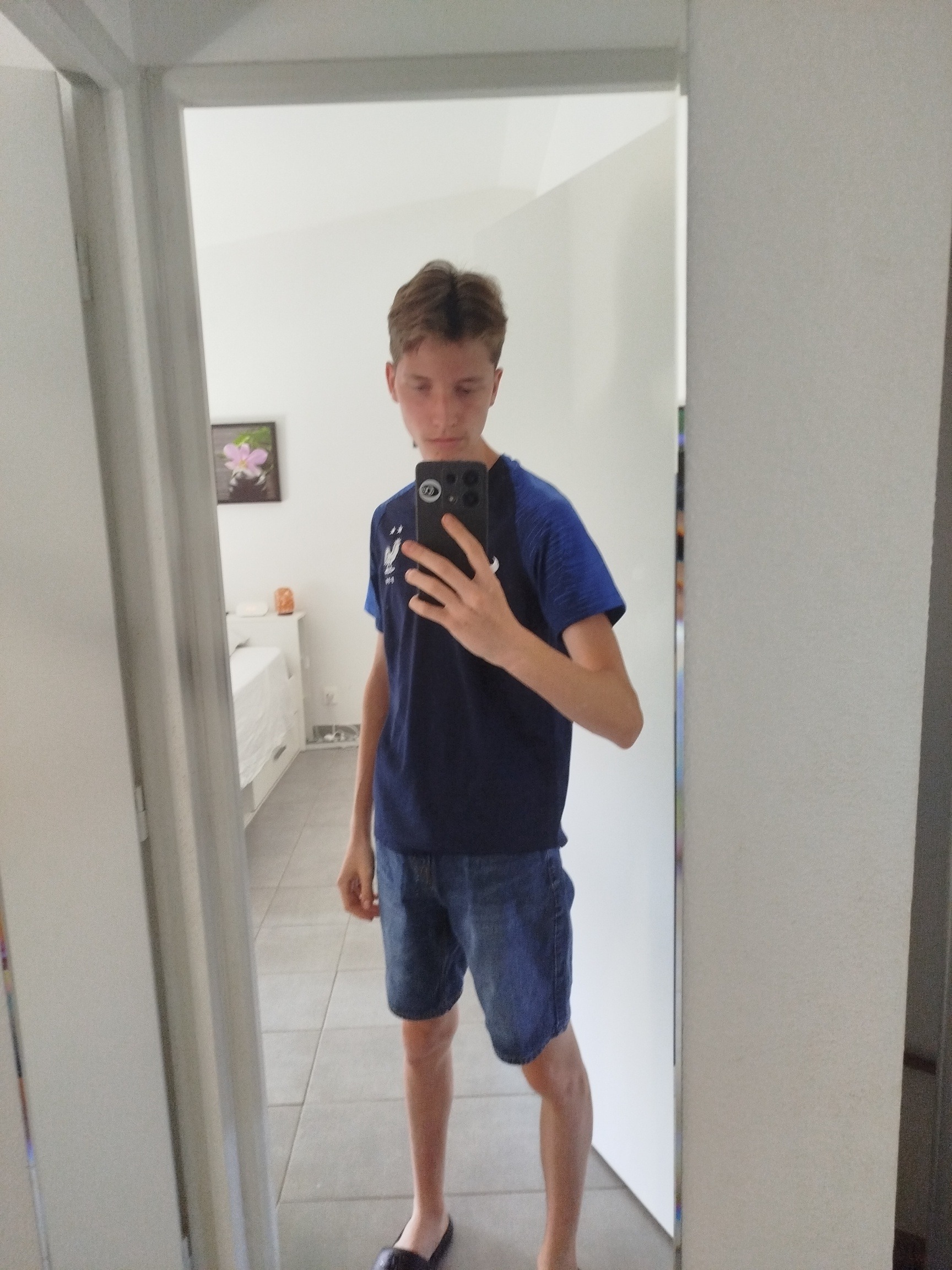 Profil de Kalis, 18 ans, Escort Gay Suisse à Mörigen
