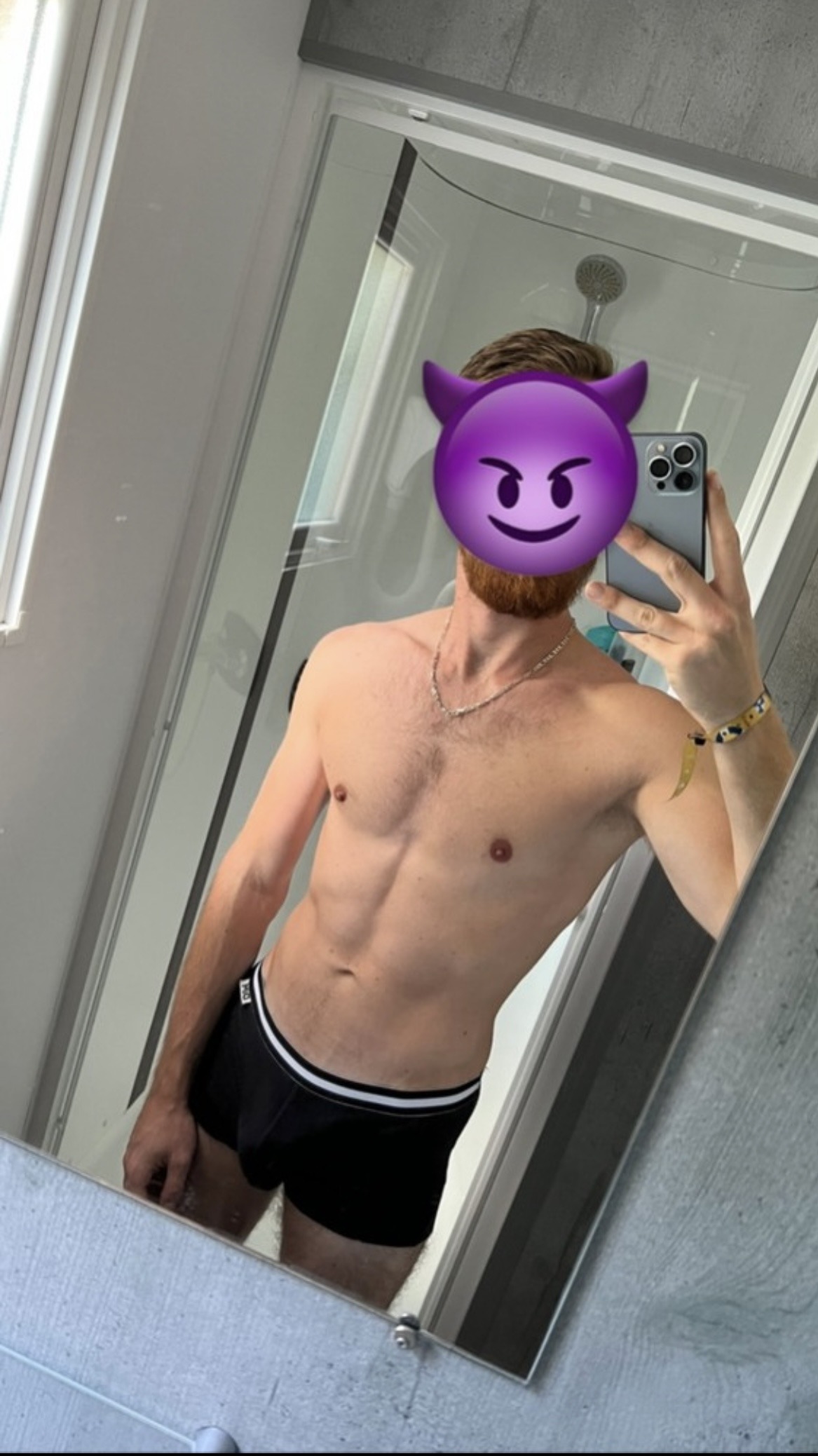 Profil de Chade, 28 ans, Escort Gay Suisse à Root