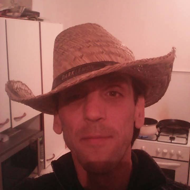 Profil de Perry, 54 ans, Escort Gay Suisse à Lutry