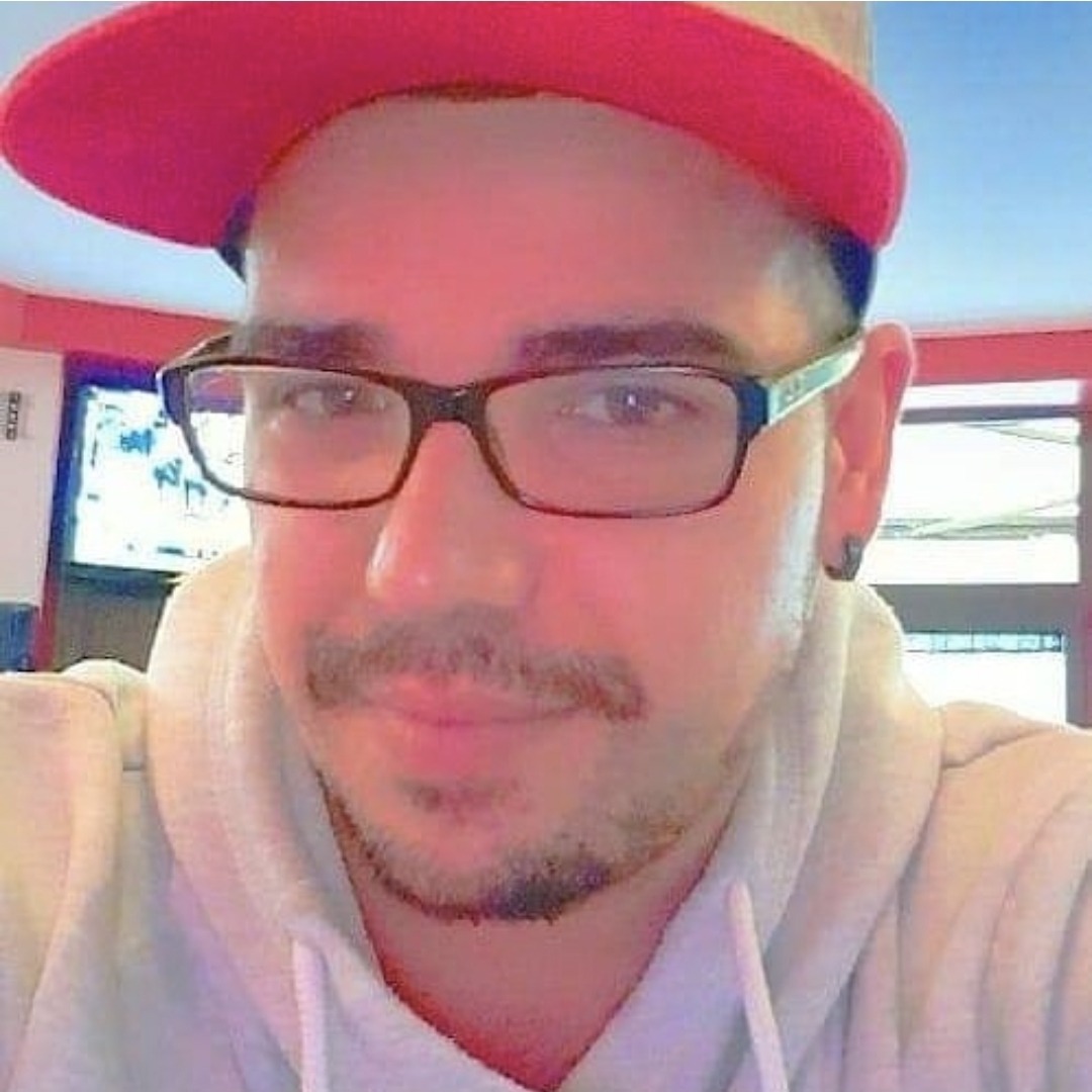 Profil de Francesco, 37 ans, Escort Gay Suisse à Bergdietikon