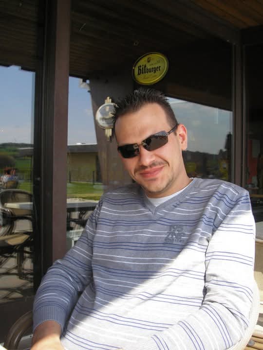 Profil de Antoni, 44 ans, Escort Gay Suisse à Steinhuserberg