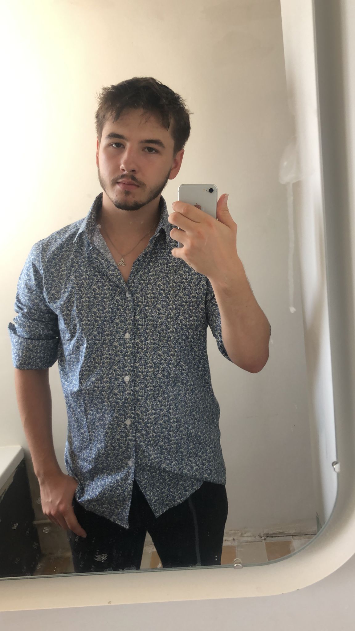 Profil de Fati, 19 ans, Escort Gay Suisse à Nidau