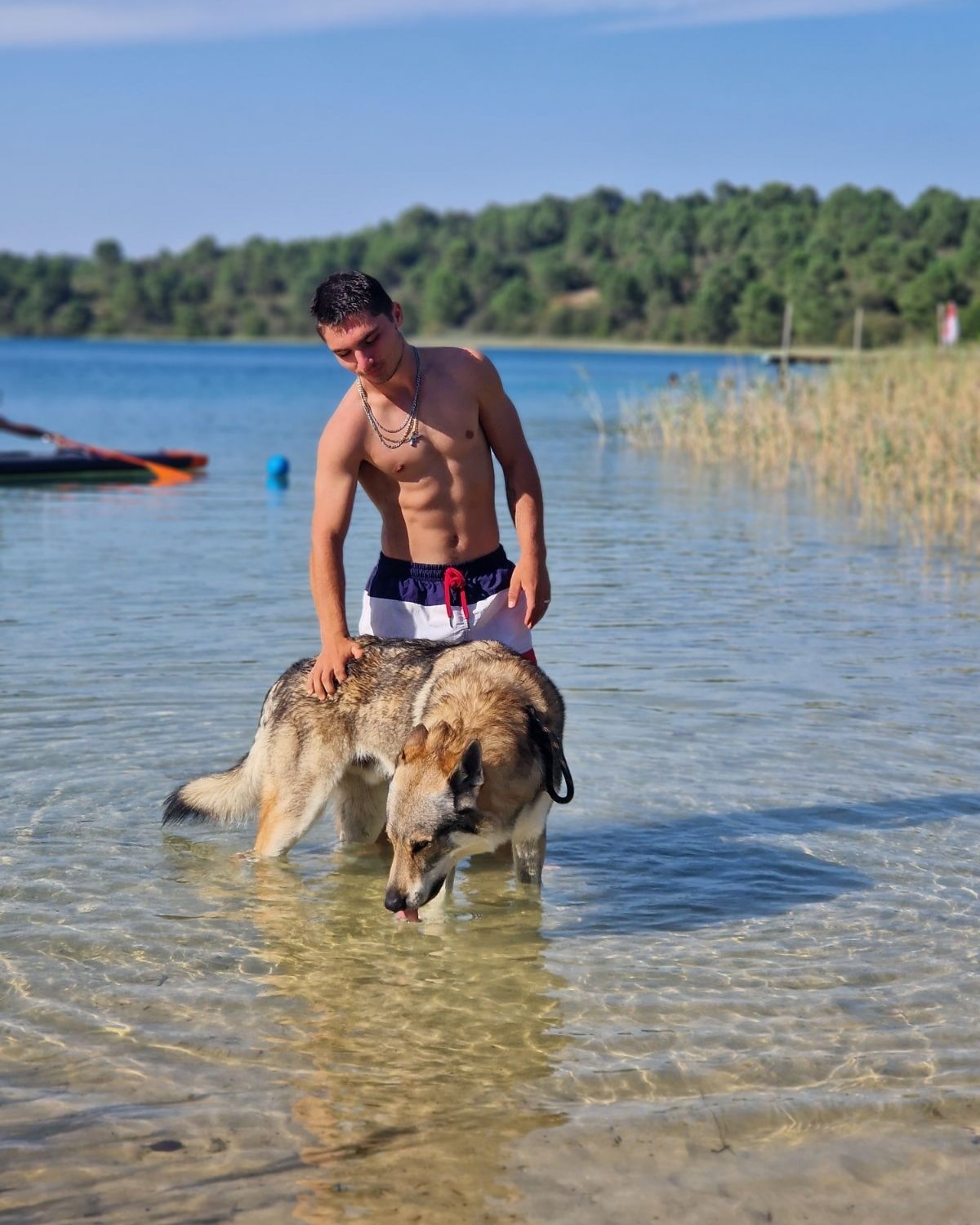 Profil de Amr, 21 ans, Escort Gay Suisse à Losone
