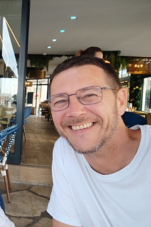 Profil de Abdel-kader, 46 ans, Escort Gay Suisse à Oberbuchsiten