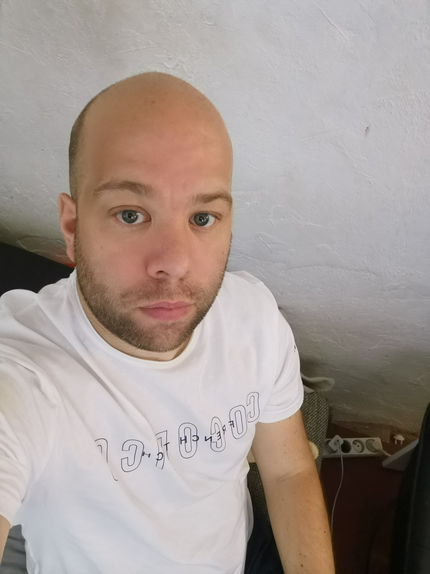 Profil de Manzon, 43 ans, Escort Gay Suisse à Rueras