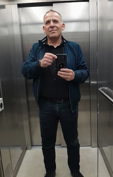 Profil de Ardian, 51 ans, Escort Gay Suisse à Arvigo