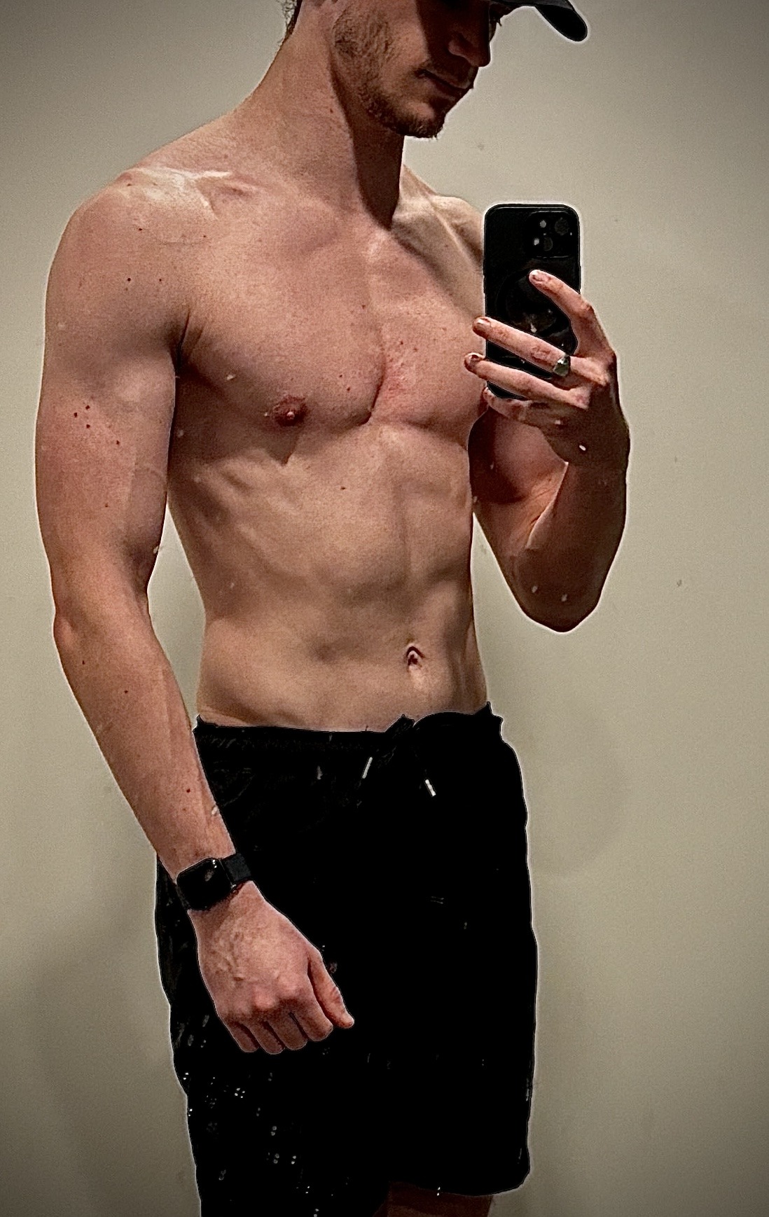 Profil de Cecil, 24 ans, Escort Gay Suisse à Bruderholz