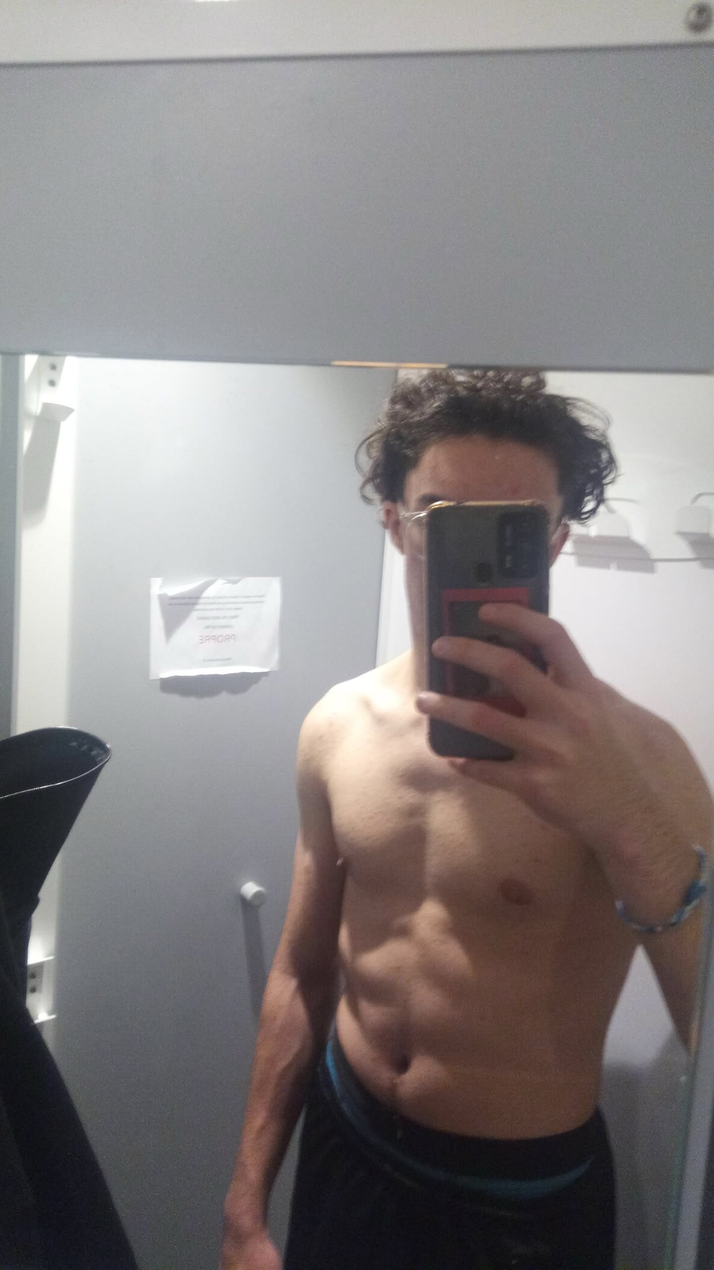 Profil de Khephren, 19 ans, Escort Gay Suisse à Buchs AG